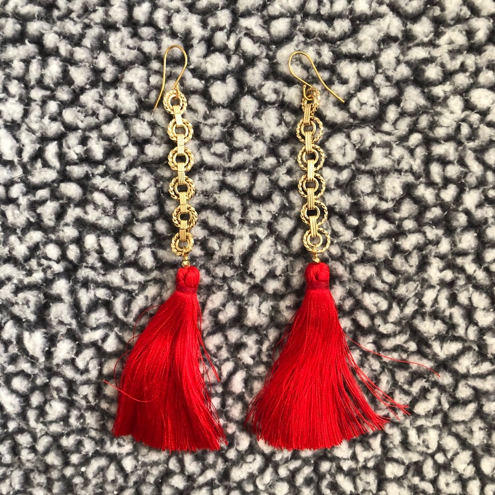 Boutique Shop • Chained Tassle Earrings • Red/Gold